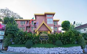 Cinderella Hotel  3*