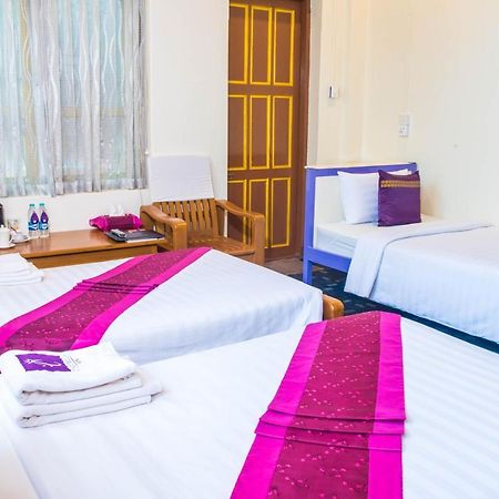 Cinderella Hotel Moulmein Esterno foto
