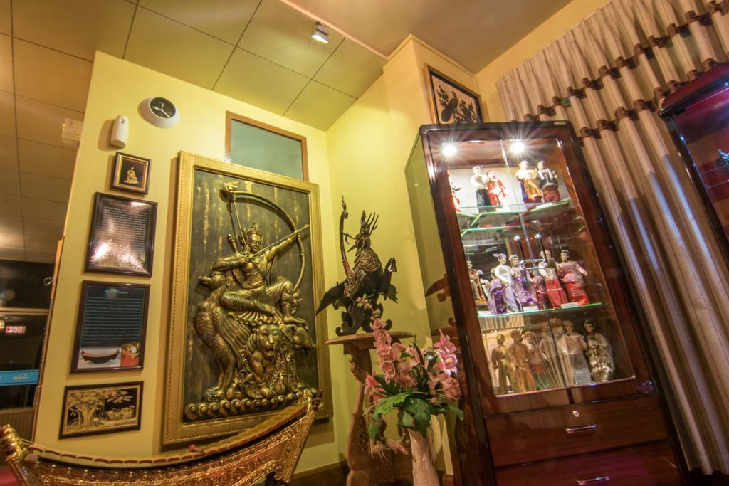 Cinderella Hotel Moulmein Esterno foto
