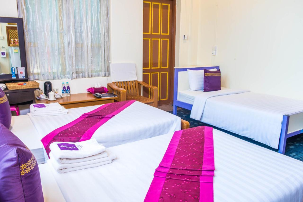 Cinderella Hotel Moulmein Esterno foto