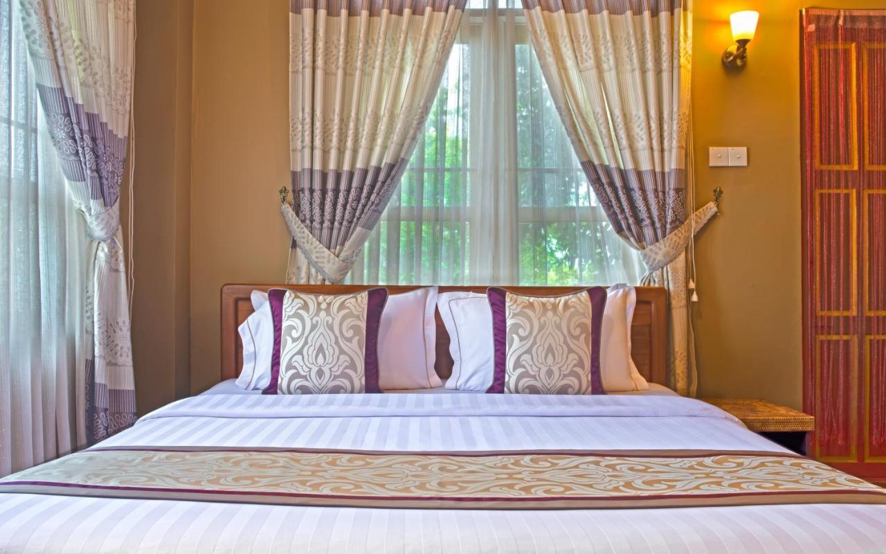 Cinderella Hotel Moulmein Esterno foto